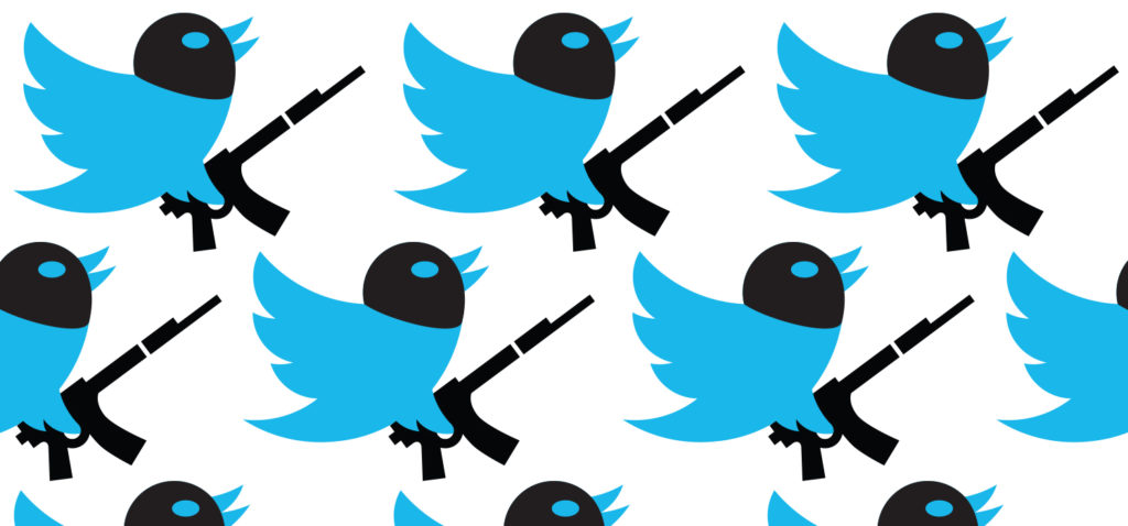 Illustratie met herhaalde blauwe Twitter-vogels die een zwarte bivakmuts dragen en een geweer vasthouden.
