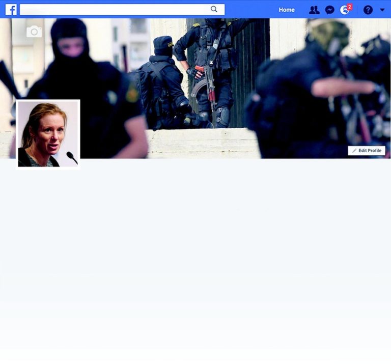 Bewerkte afbeelding van een Facebookprofiel met als omslagfoto gewapende, gemaskerde mannen in zwarte uitrusting en als profielfoto een vrouw die achter een microfoon spreekt.