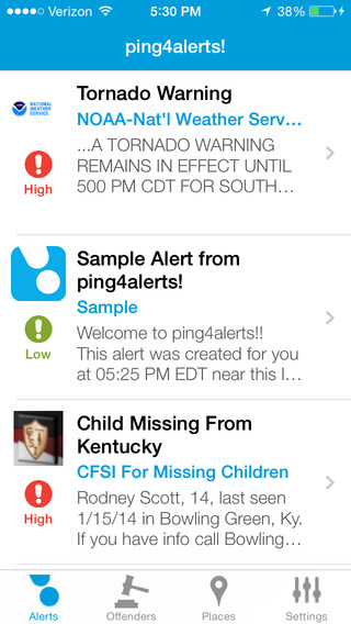 Schermafdruk van de app ping4alerts! met een lijst meldingen: een tornadowaarschuwing van de National Weather Service, een voorbeeldmelding van ping4alerts! en een melding over een vermist kind uit Kentucky, elk met een urgentieniveau High of Low.