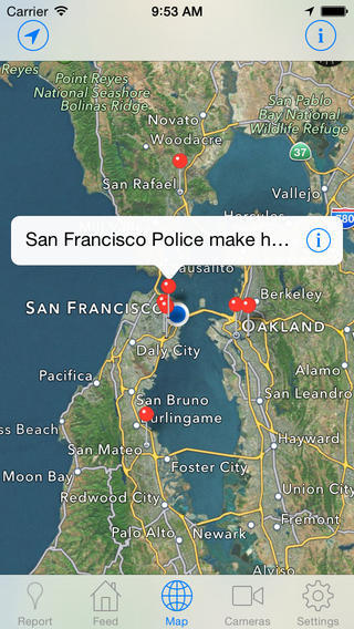 Schermafbeelding van de kaartweergave in de VizSAFE-app: een satellietkaart van de baai van San Francisco met rode markeringen en een melding “San Francisco Police make h…”.