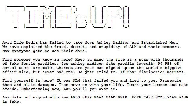 Bericht van de hackers van Ashley Madison met in grote letters “TIME’s UP!”, gevolgd door tekst dat Avid Life Media de site niet offline heeft gehaald en dat iedereen nu de gegevens mag zien.